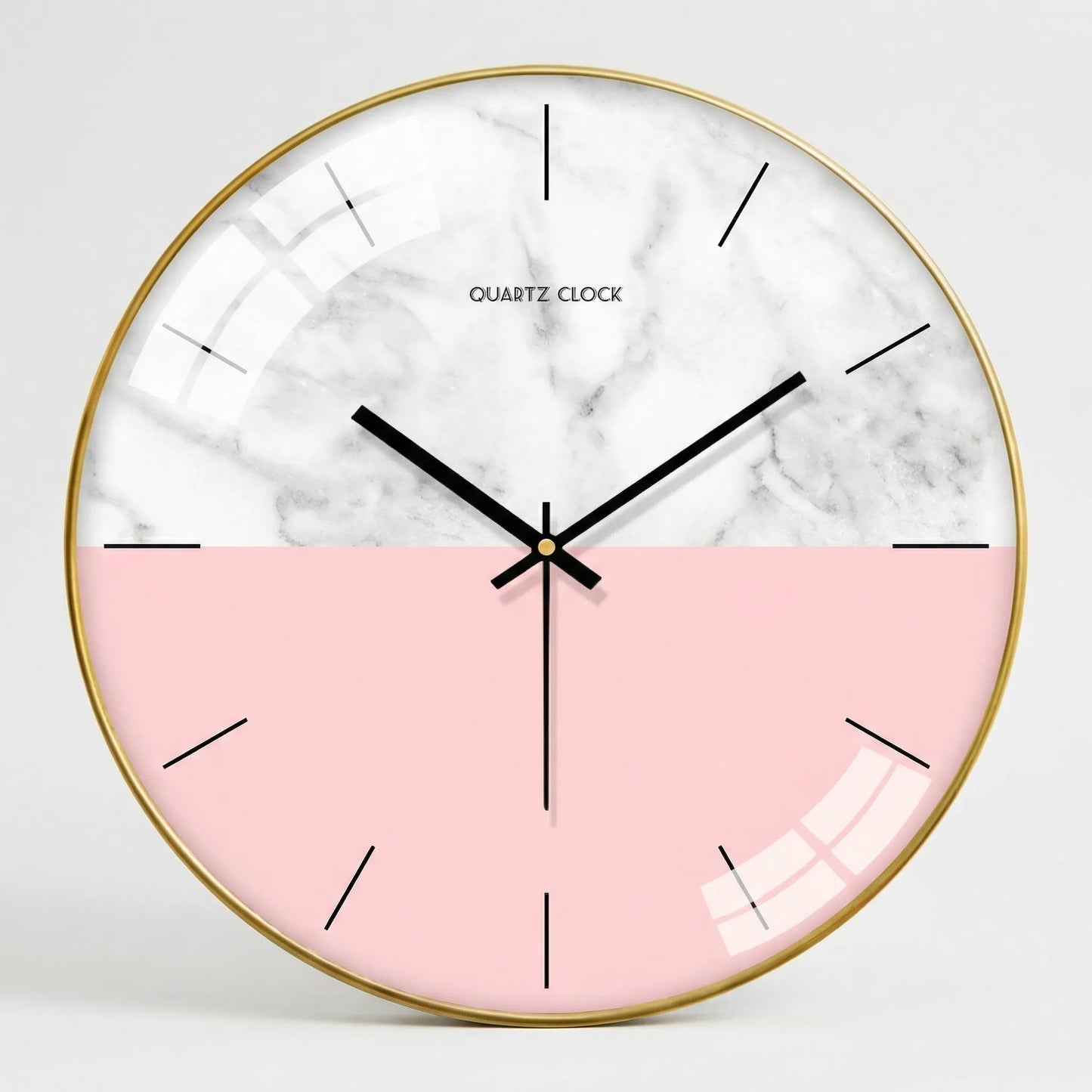 Runde Wanduhr Im Minimalistischen Stil - NordelleClocka