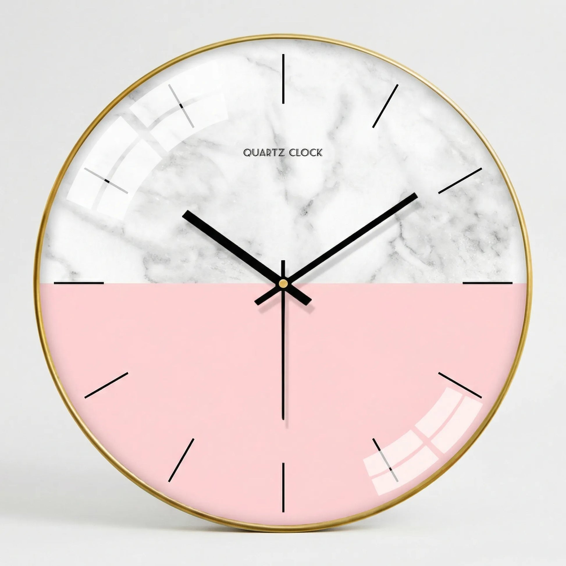 Runde Wanduhr Im Minimalistischen Stil - NordelleClocka