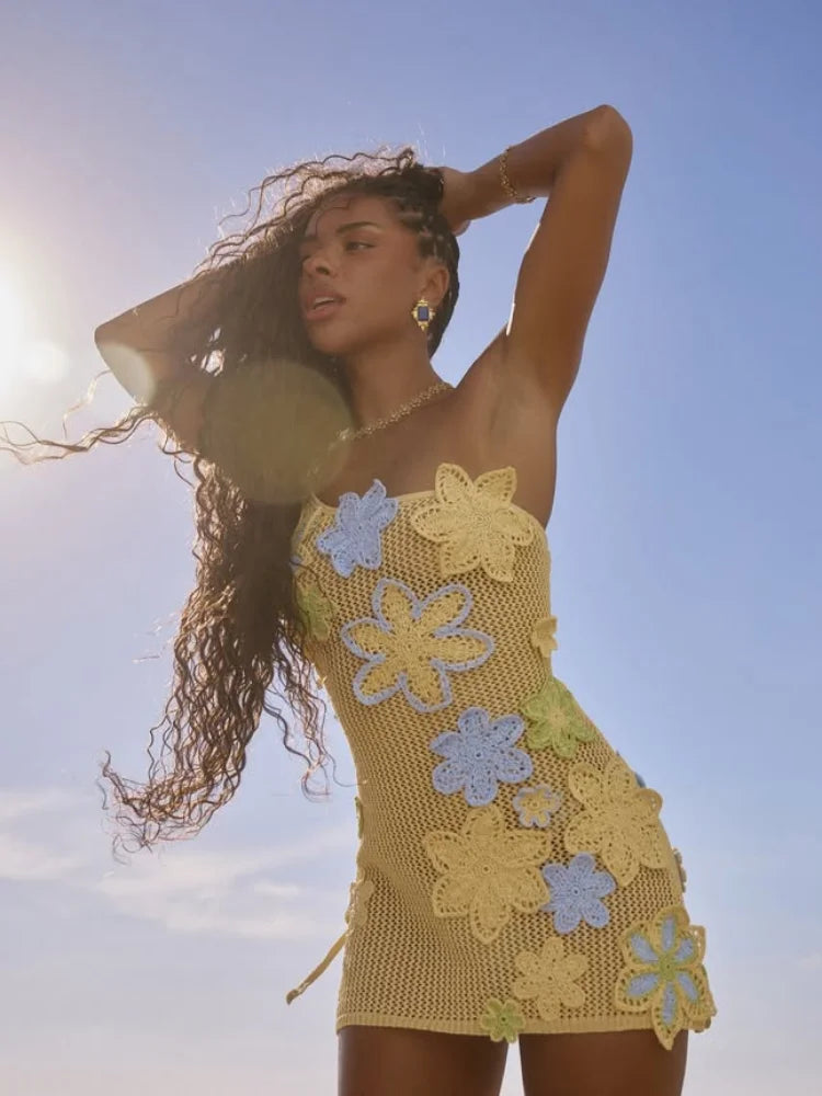 Gelbes gehäkeltes Sommer-Minikleid mit Blumenstickerei für Damen – Nari