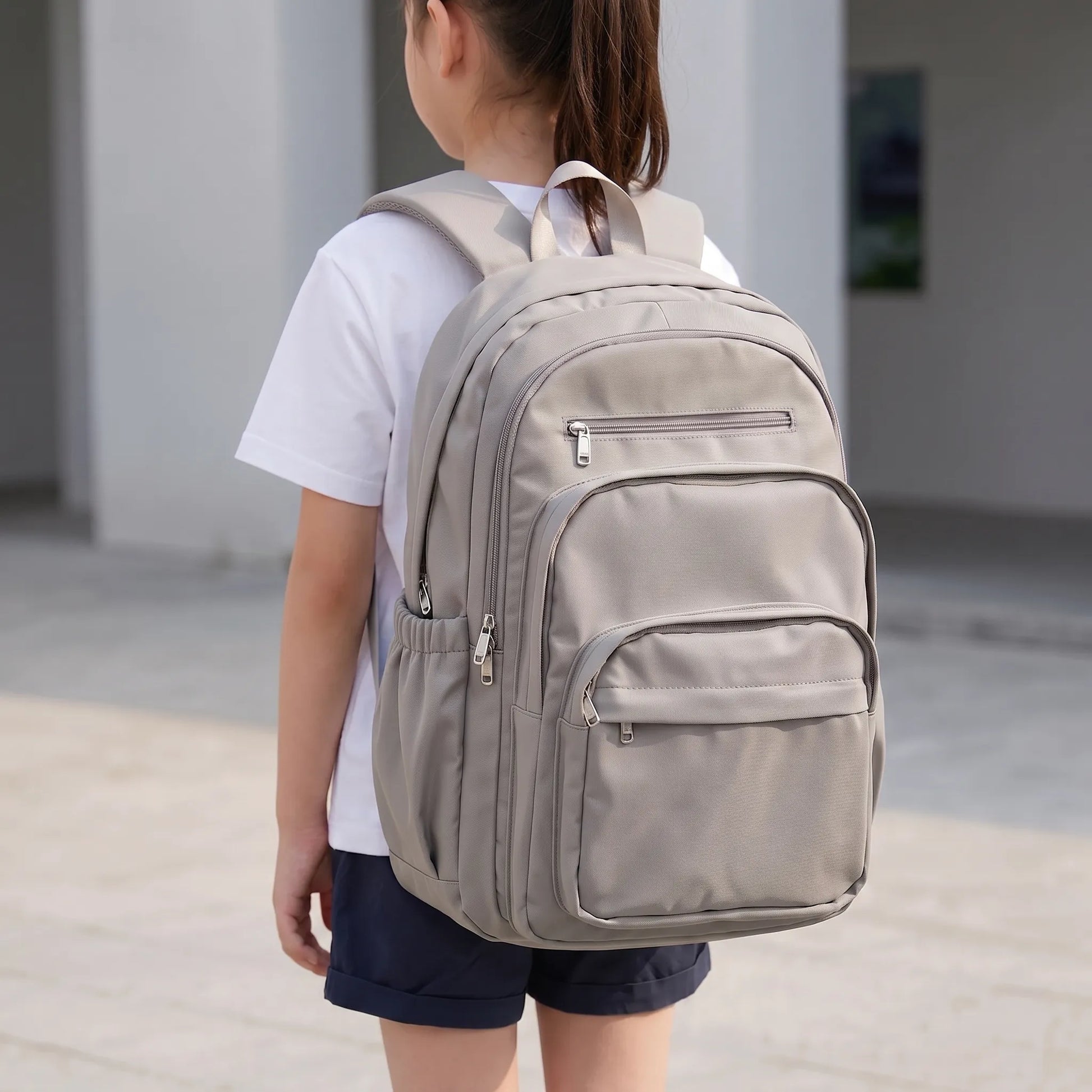 Schulrucksack Groß Mit Vielen Fächern - Journiq