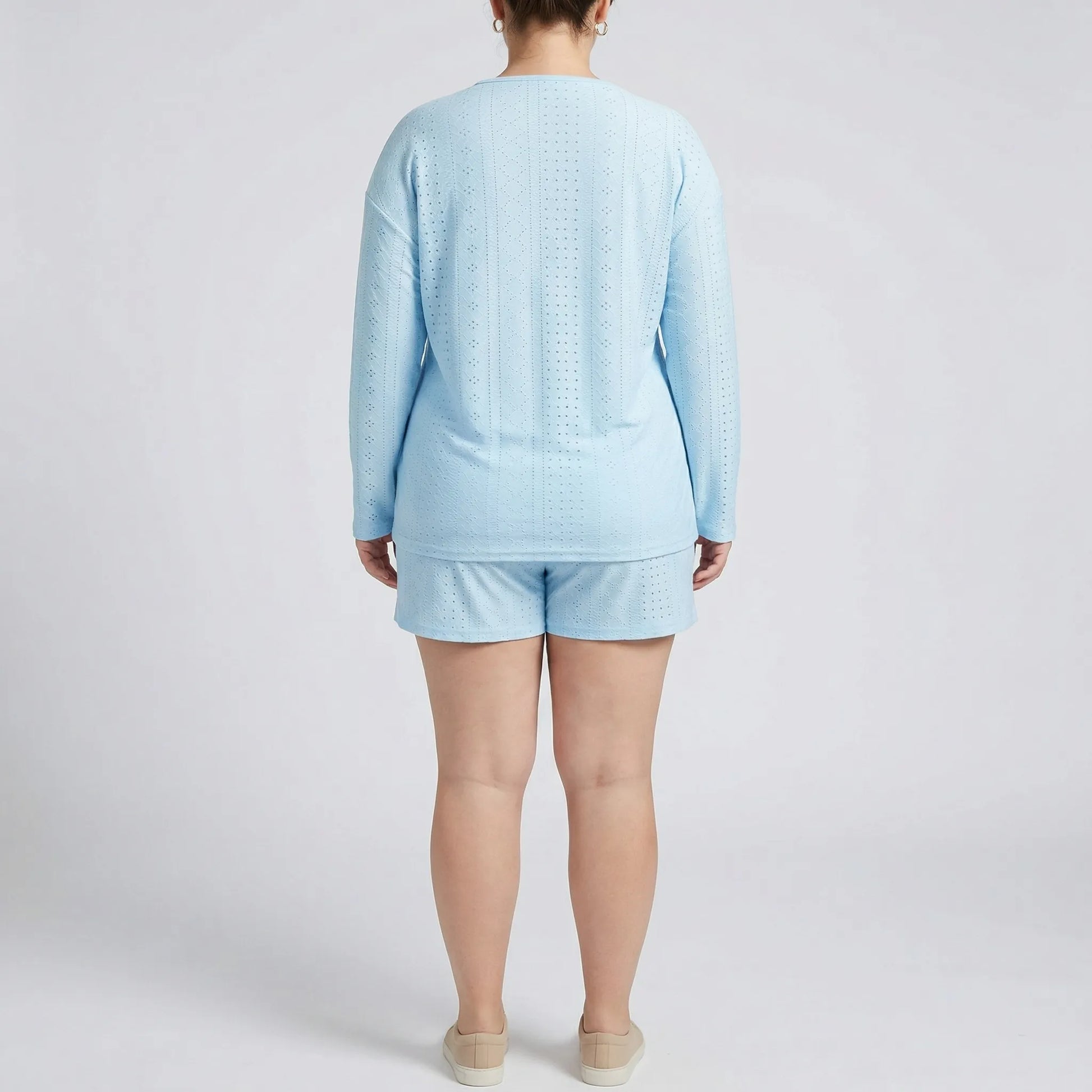 Set Aus Langarmshirt Mit Rundhalsausschnitt Und Shorts Für Große Größen - Charlene