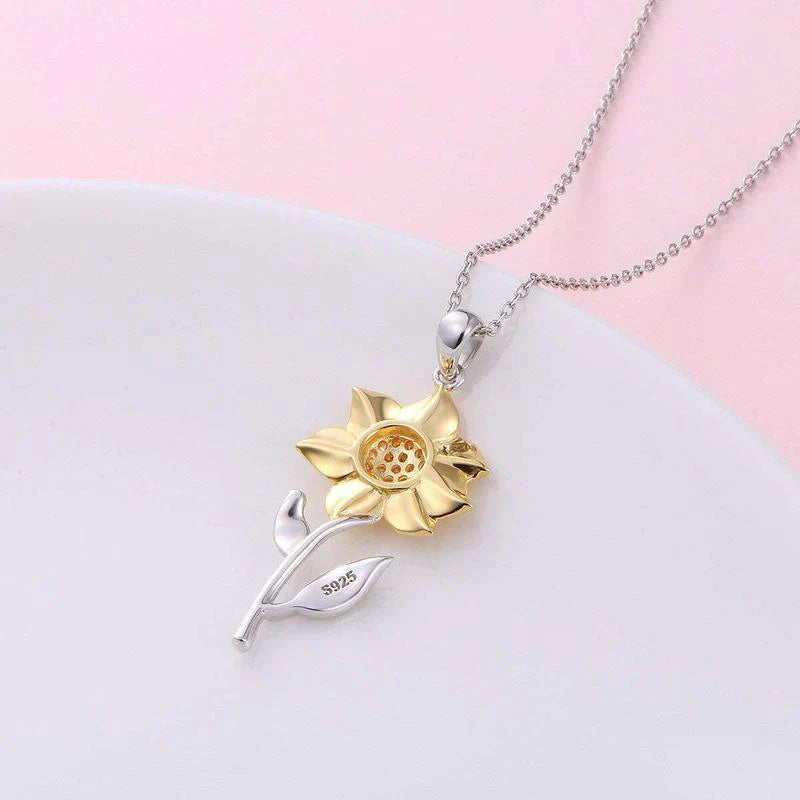 Goldene Damenkette aus Sterlingsilber mit Sonnenblumenanhänger – Marélie
