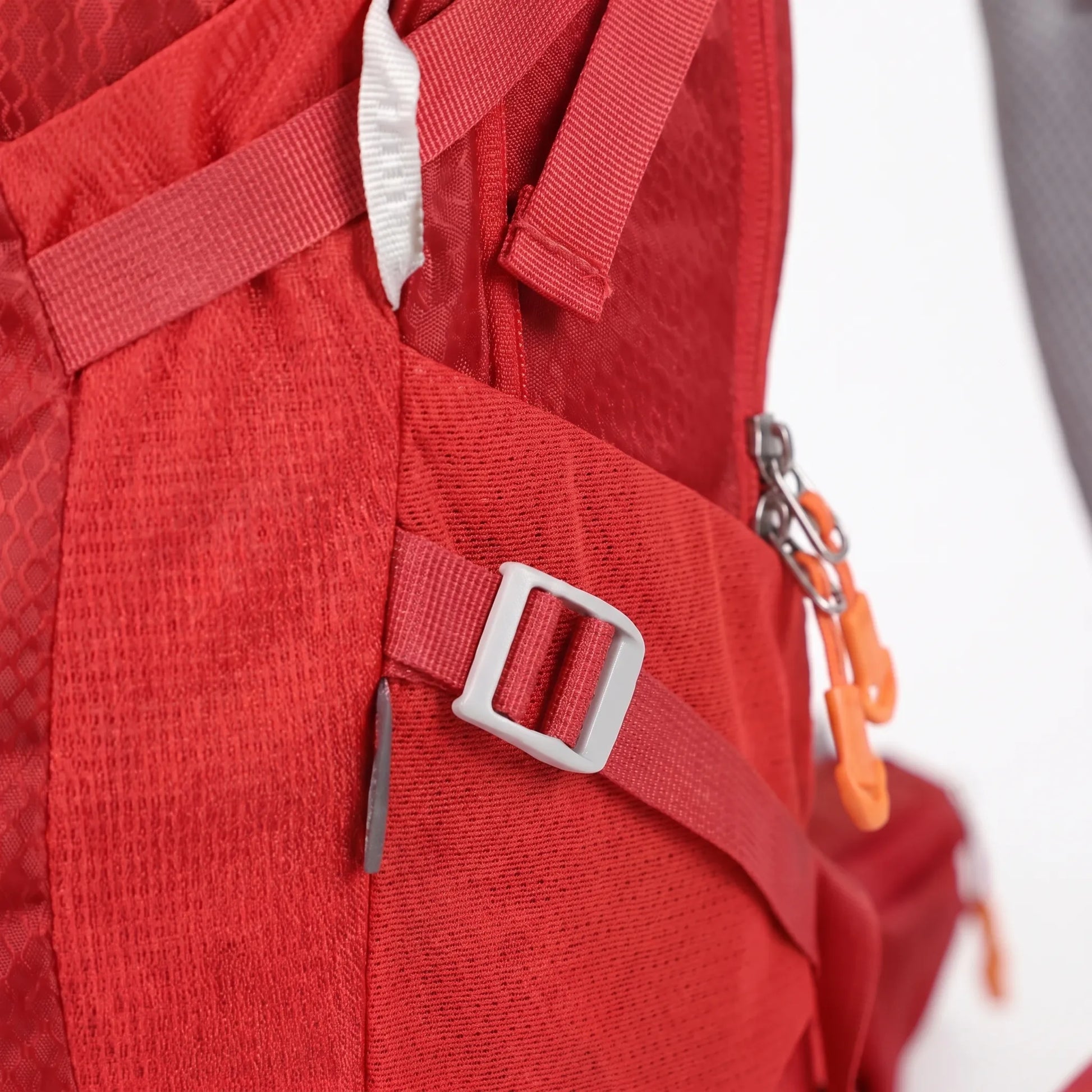 Strukturierter Wanderrucksack - Roamix