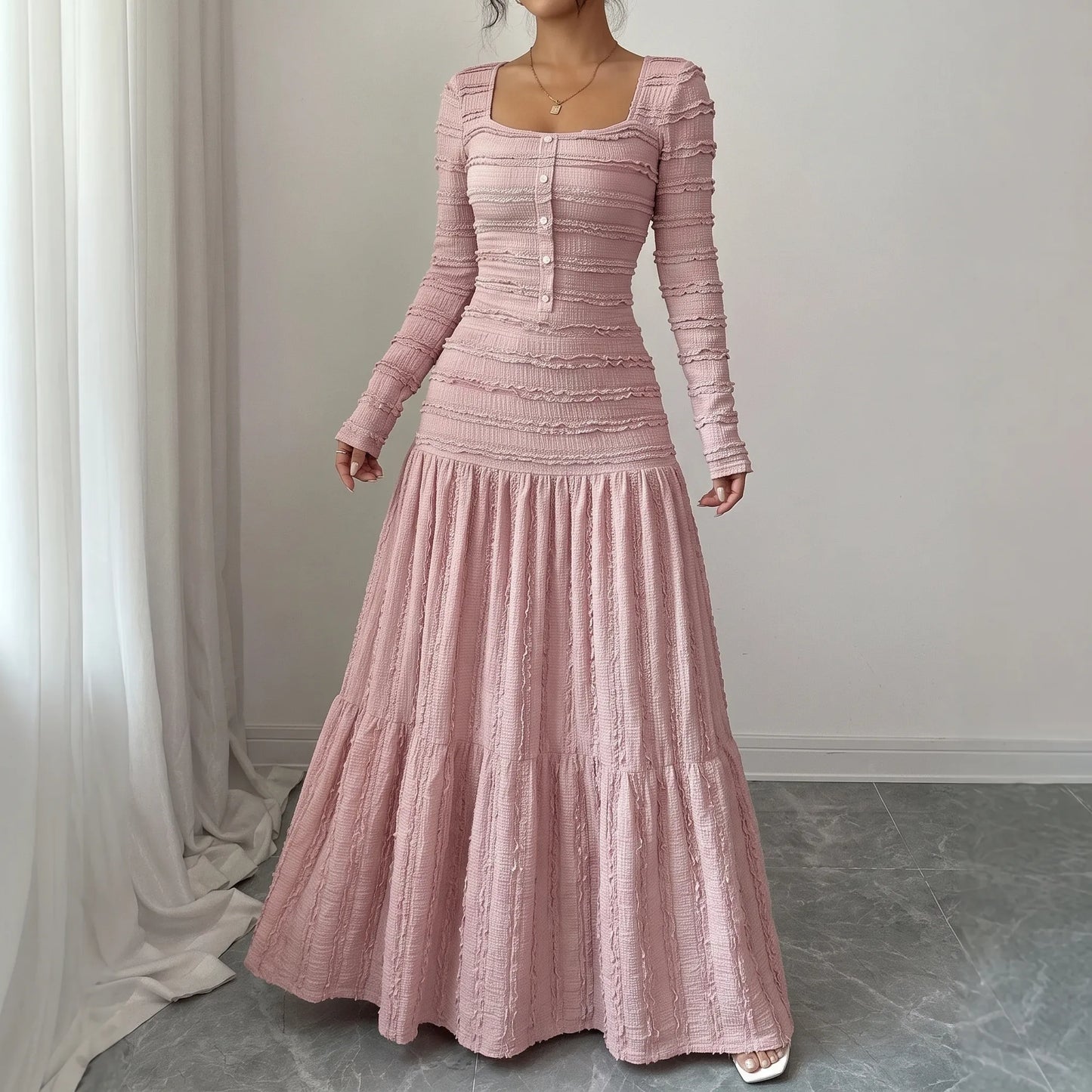 Strukturiertes Maxi-Strickkleid Mit Stufenrock - Rachael