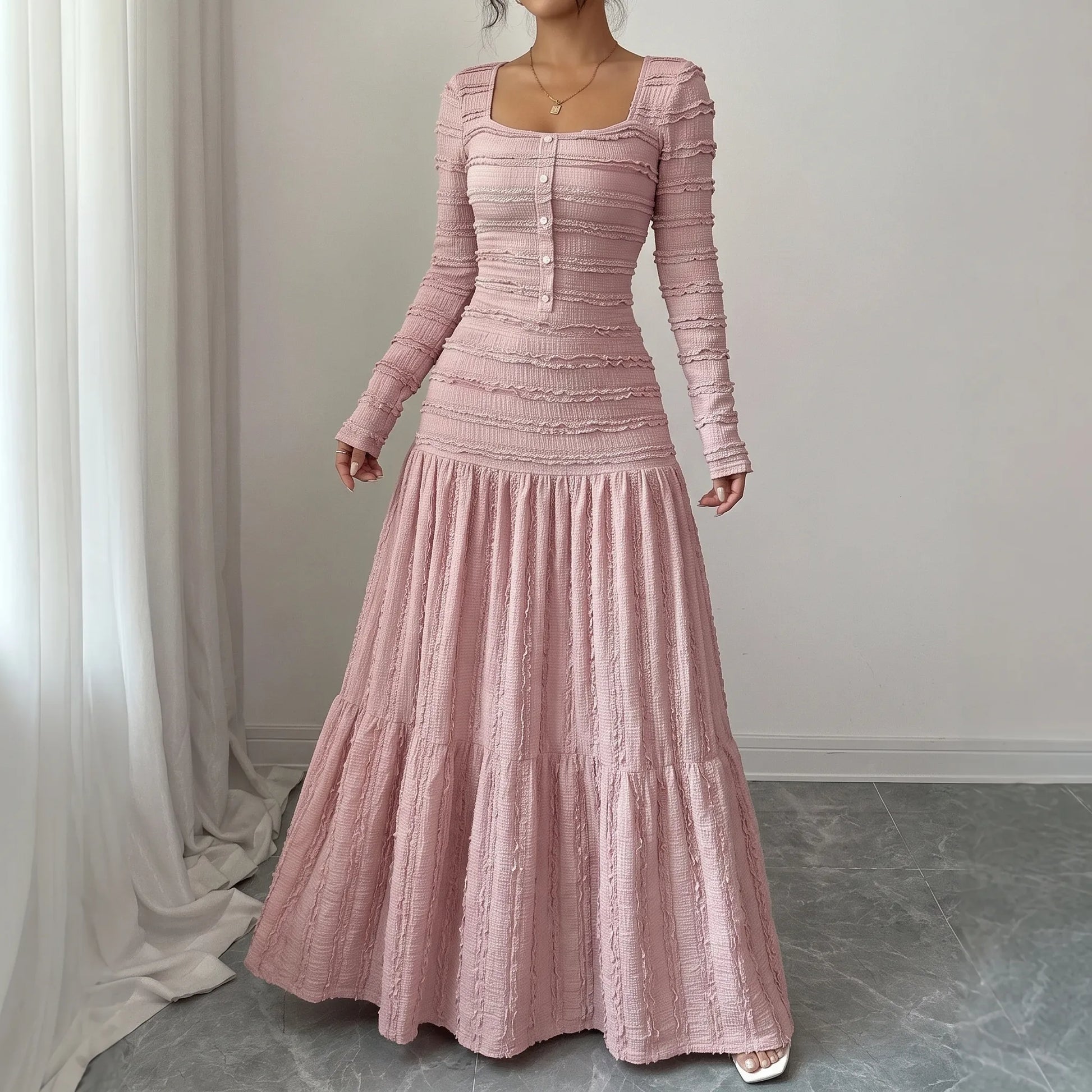 Strukturiertes Maxi-Strickkleid Mit Stufenrock - Rachael