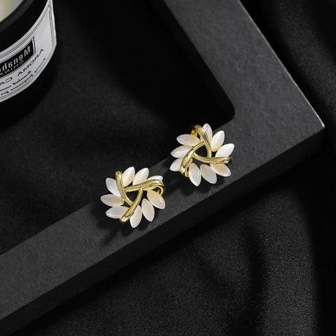 Stud-Ohrringe Mit Blütenform - SakuraJewelry