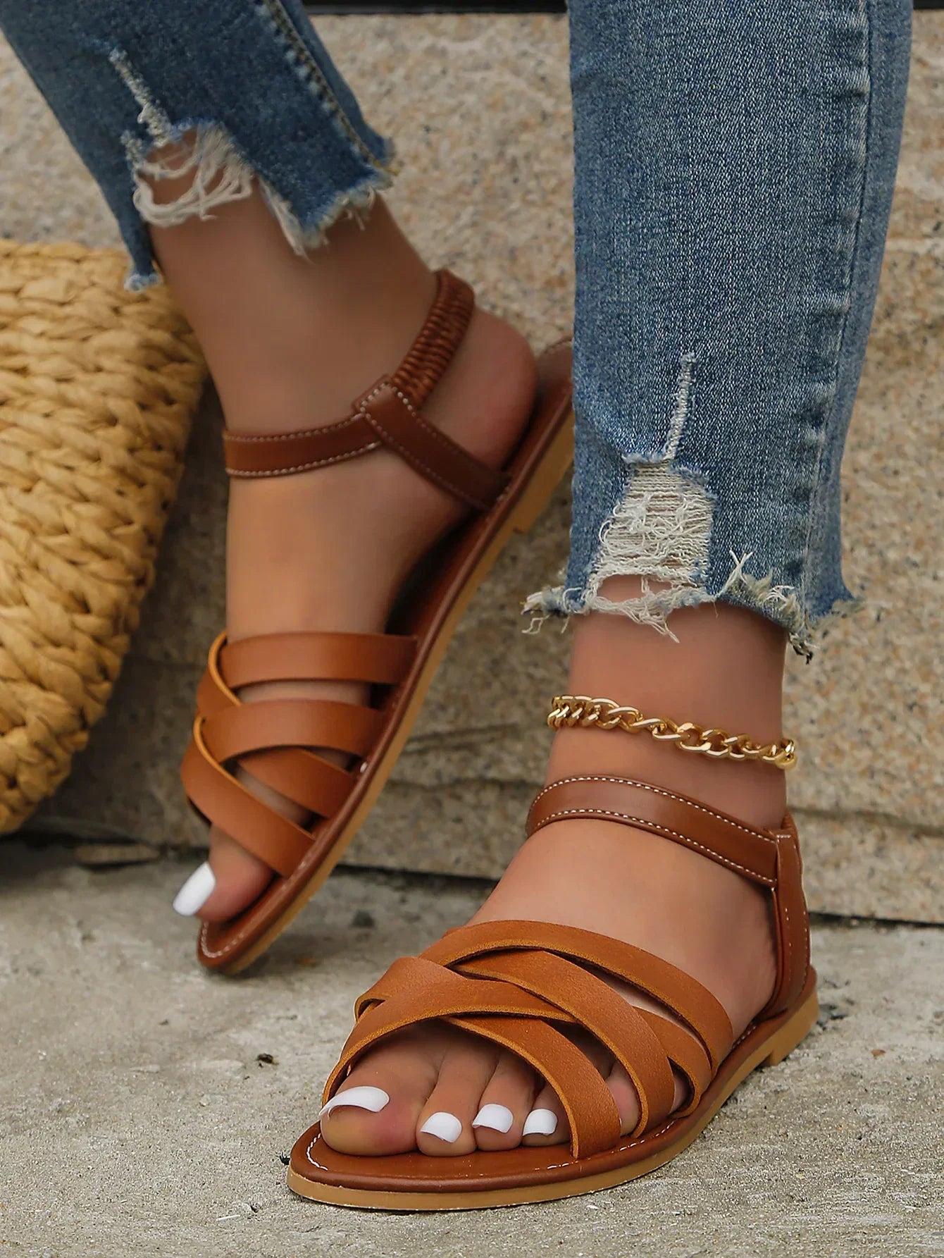 Braune Römische Damen-Sommersandalen mit rutschfester Sohle – Yvelle
