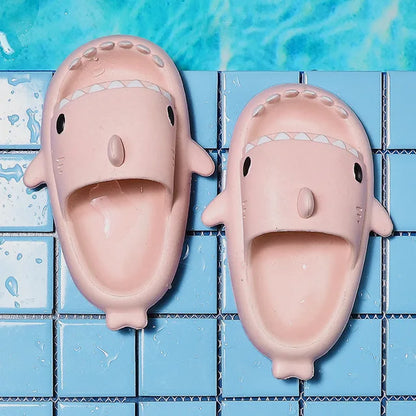 Unisex Leichte Sommerschlappen mit Haifischdesign – FinSteps
