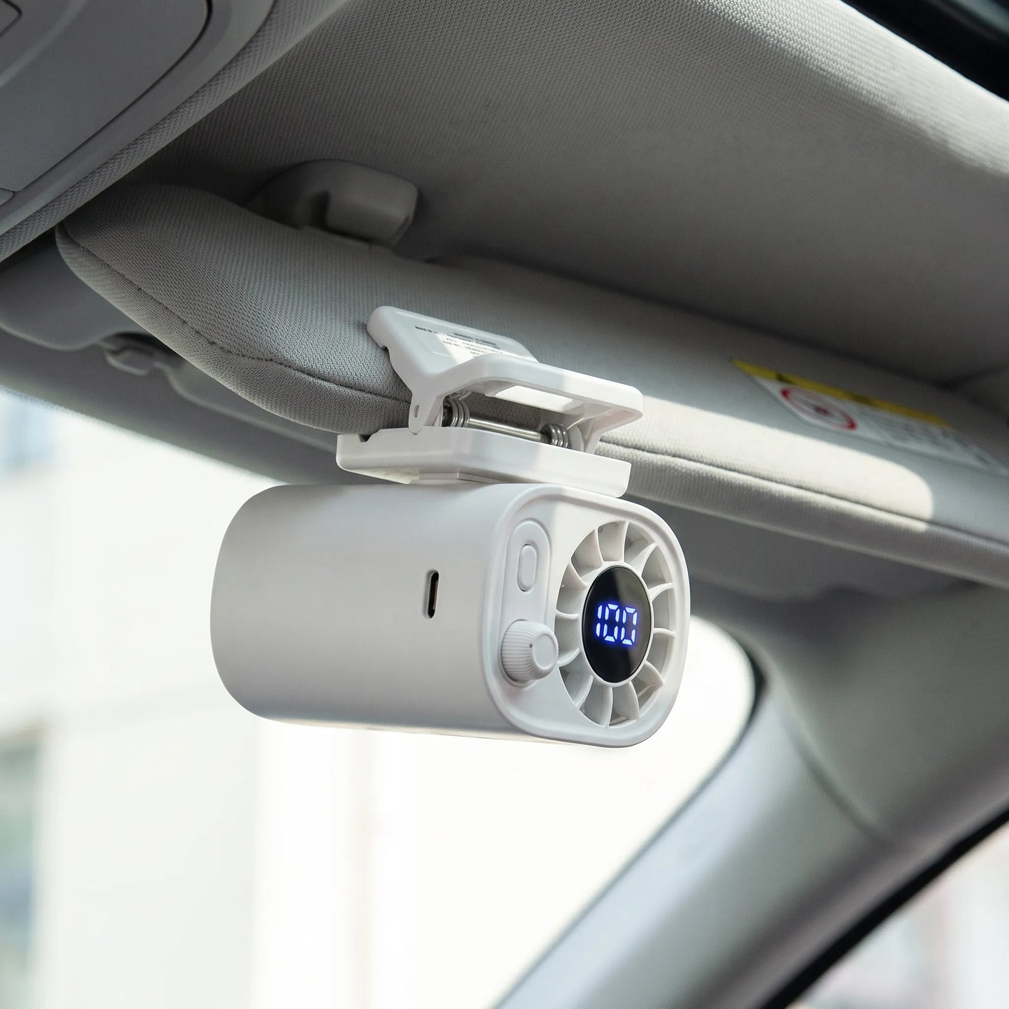 Tragbarer Klemmventilator Mit Display - Aeroclip