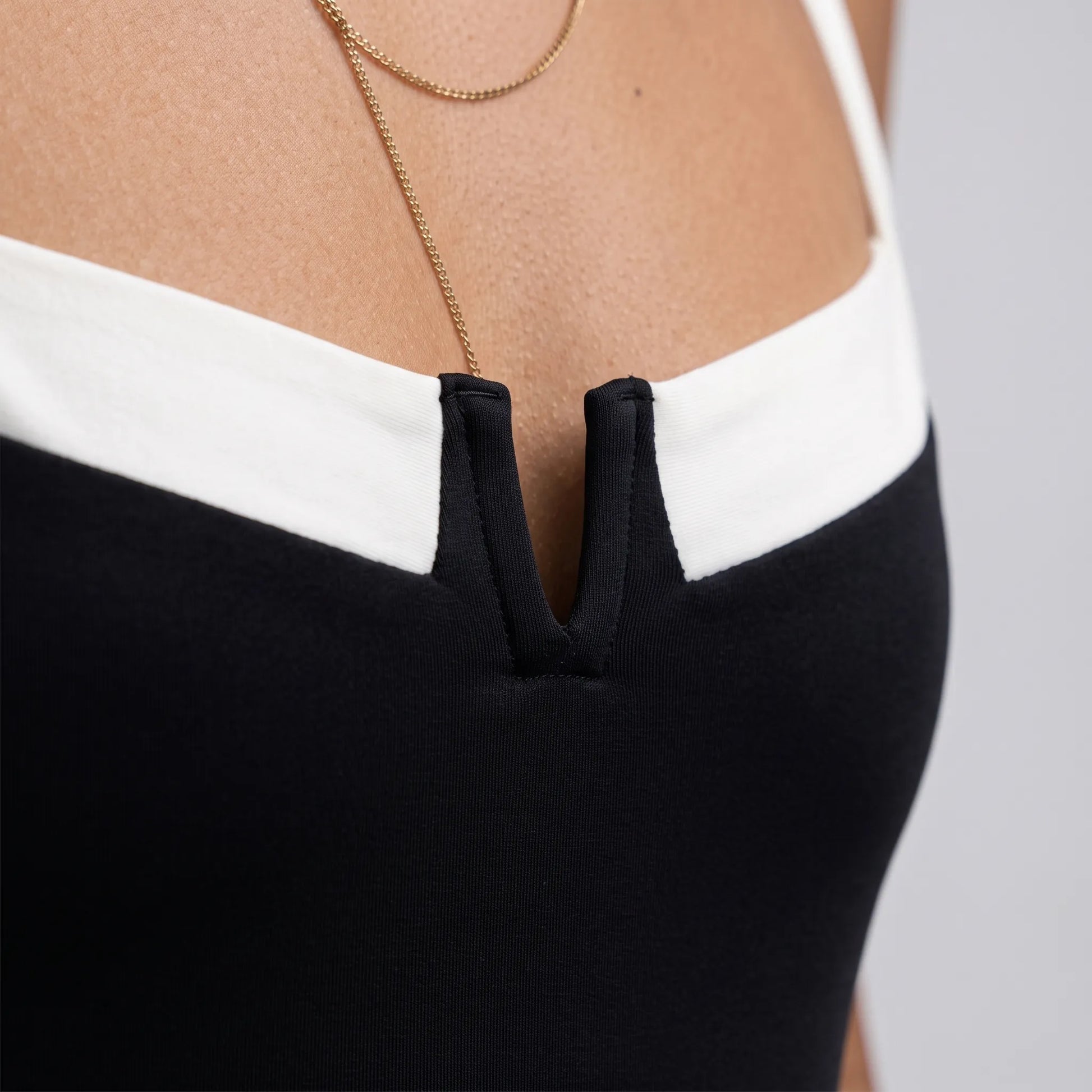 Trägerloser Bodysuit Im Colour-Blocking-Design - Lillian