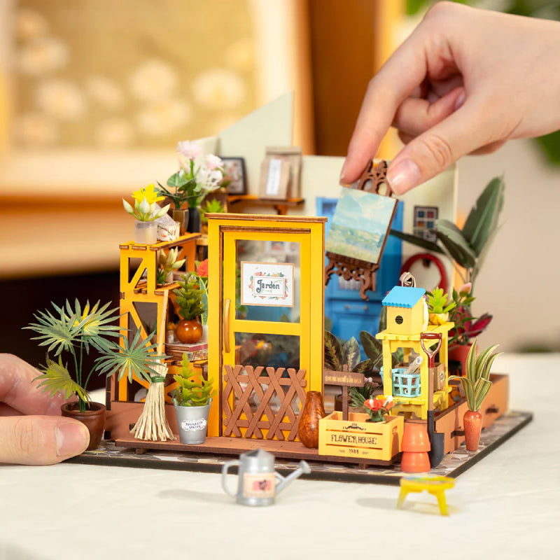Miniatur DIY Gartenhaus Bausatz – BloomHaus