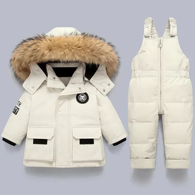 Winter-Set für Kinder mit gefütterter Winterjacke und Schneelatzhose – Emilie