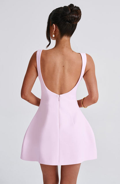 Ärmelloses rosa Mini-Sommerkleid mit Halsband – Naomi