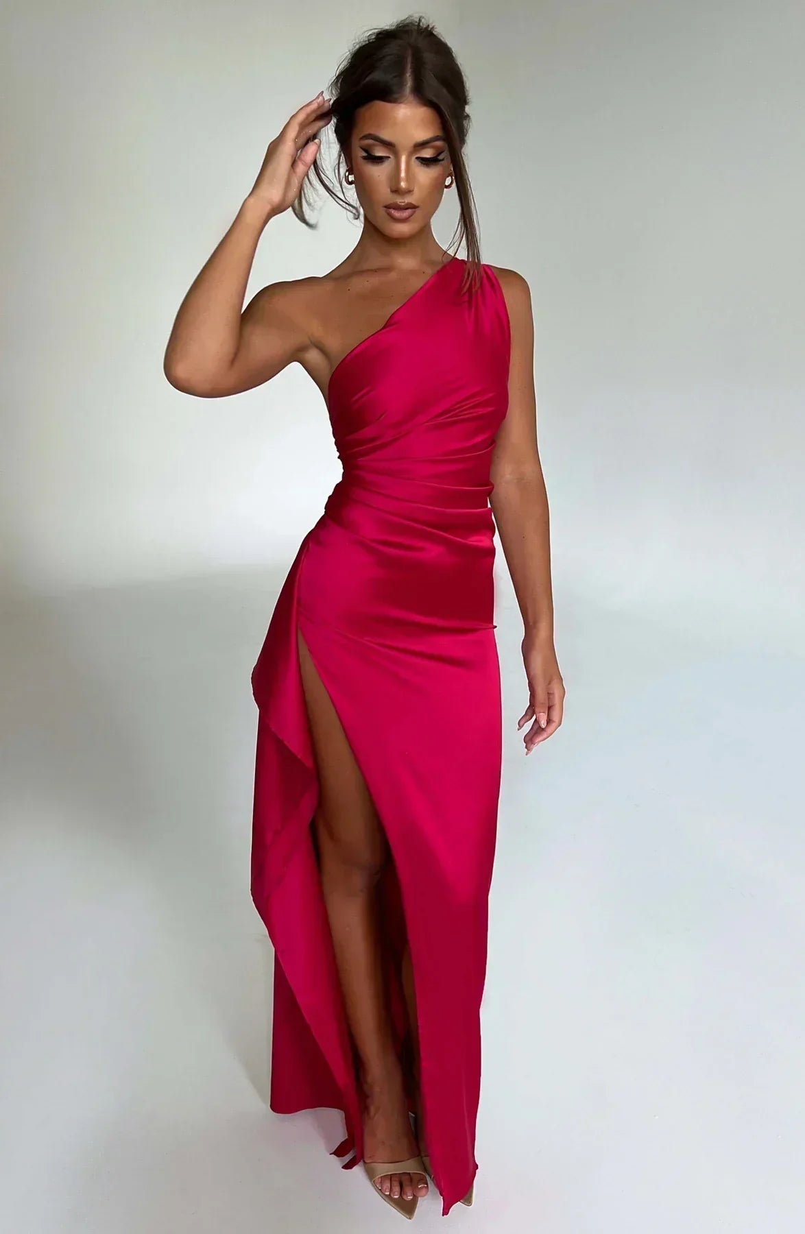 Satinstreifenabendkleid mit einem Schulterträger - Vivienne