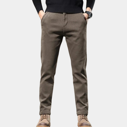 Braune Herren-Chinohose, Baumwolle, lässig, modisch, ideal für Freizeitkleidung.