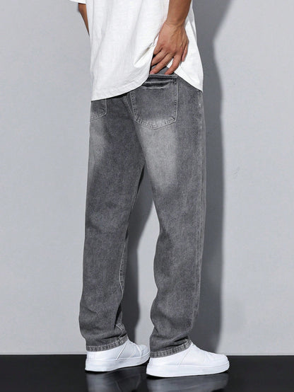 Lässige Herrenjeans mit geradem Bein – Mailand