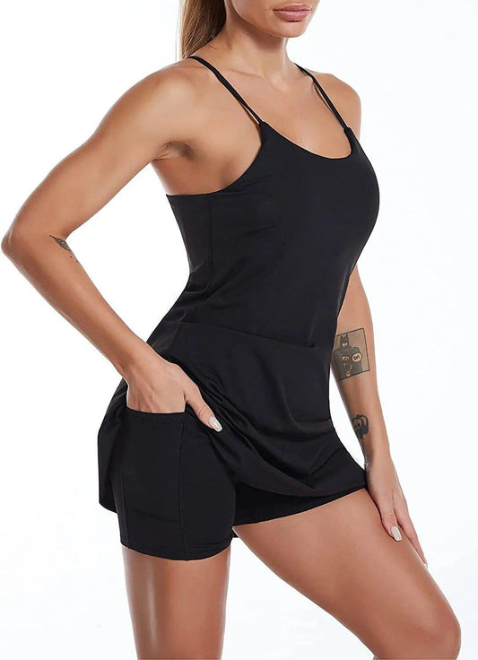 Aktives Sportkleid mit integrierten Shorts und Taschen – Liana