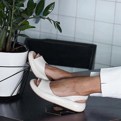 Orthopädische Damen Komfortsandalen mit niedrigem Absatz – Livana