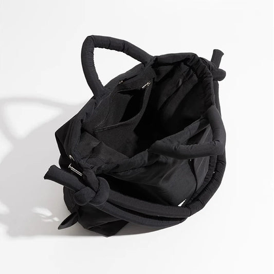 Einzigartige Puffer-Handtasche mit trendigem Volumen - Riva