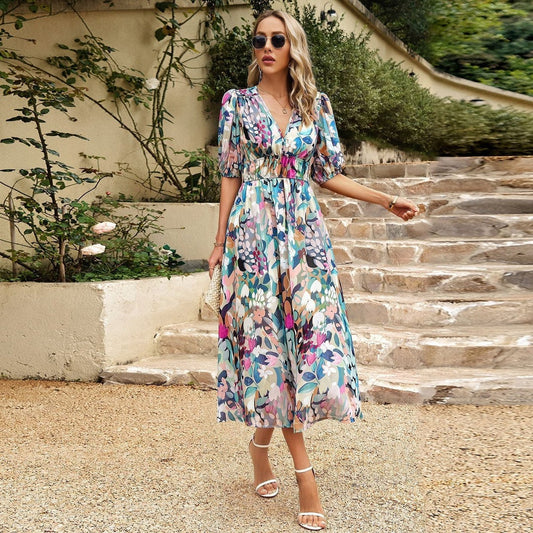 Sommerkleid mit V-Ausschnitt – Sophie