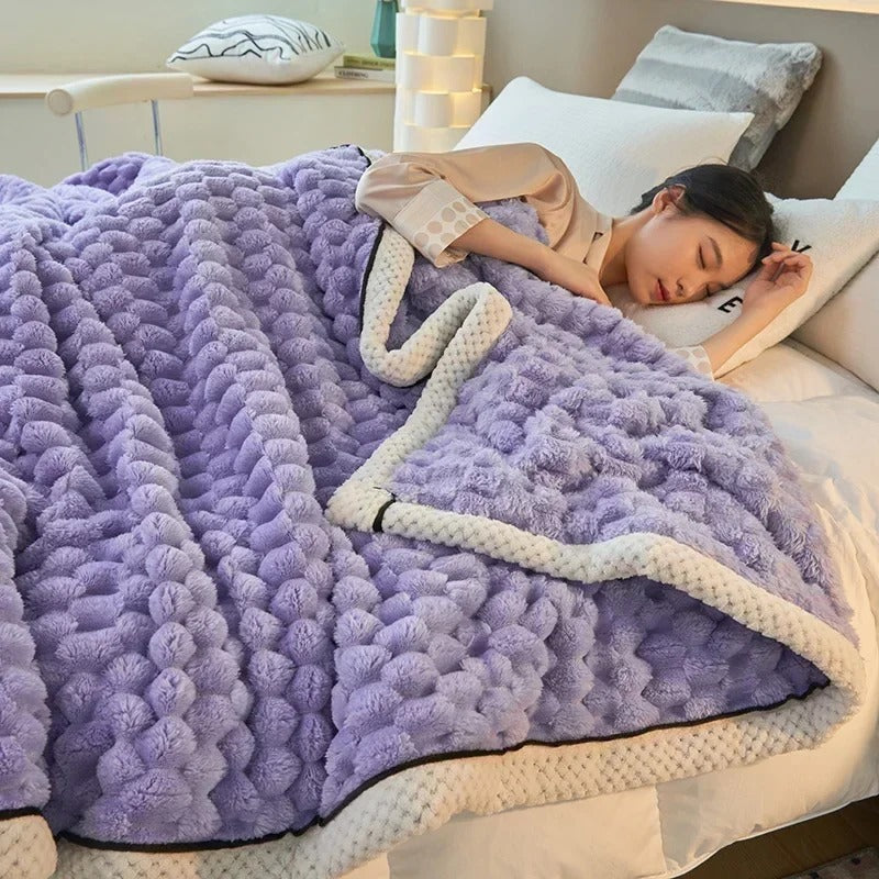 Doppellagige Coral-Velvet-Decke für Herbst & Winter – TurtleWarm