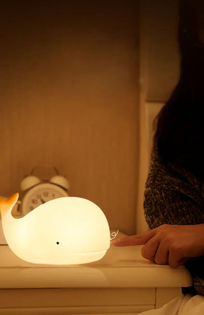 Niedliche Wal-Walnachtlampe mit Farbwechsel - GlowWhale