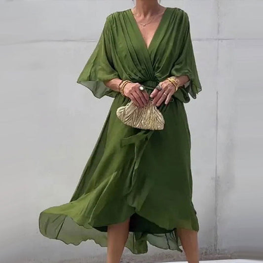 Losfallende Maxi-Kleid mit V-Ausschnitt – Elena