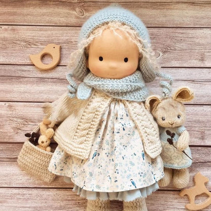 Handgefertigte Waldorf-Puppe aus Naturmaterialien – 30 cm groß